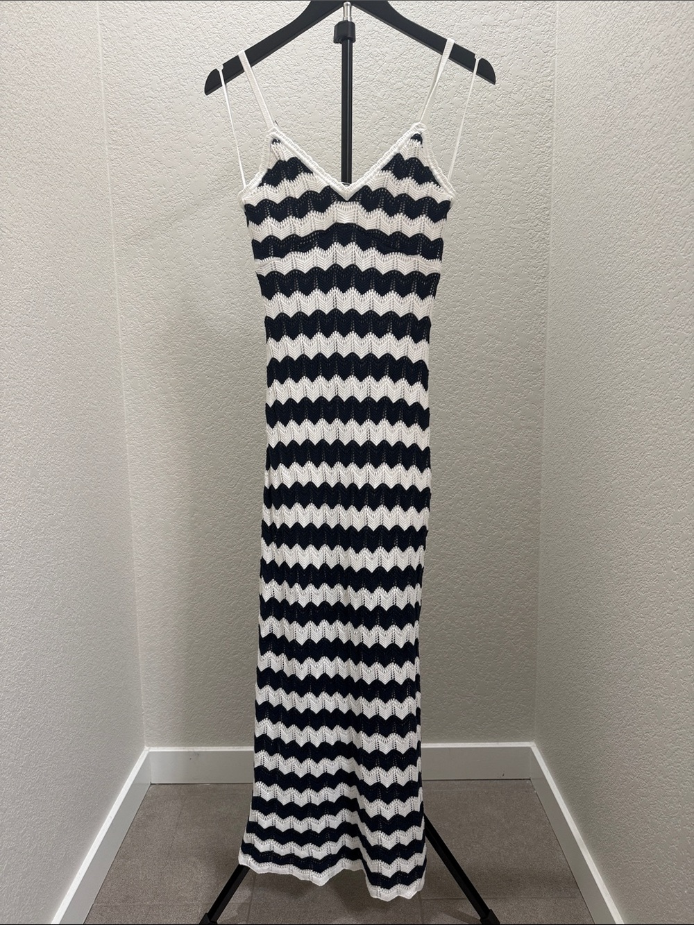 Hollister XS Striped Knit Crochet Maxi Dress in Navy and White